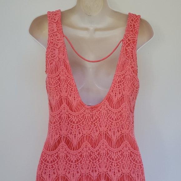 Coral Crocheted Dress - Picture 3 of 5